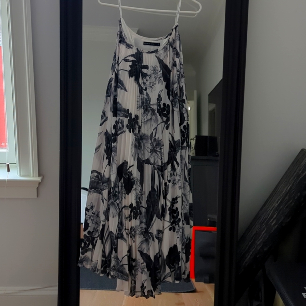 Karen Millen Pleated Floral Skirt